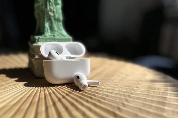 AirPods Pro 3 Sẽ Vượt Xa Khỏi Âm Thanh: Apple Biến Tai Nghe Thành Thiết Bị Theo Dõi Sức Khỏe Toàn Diện